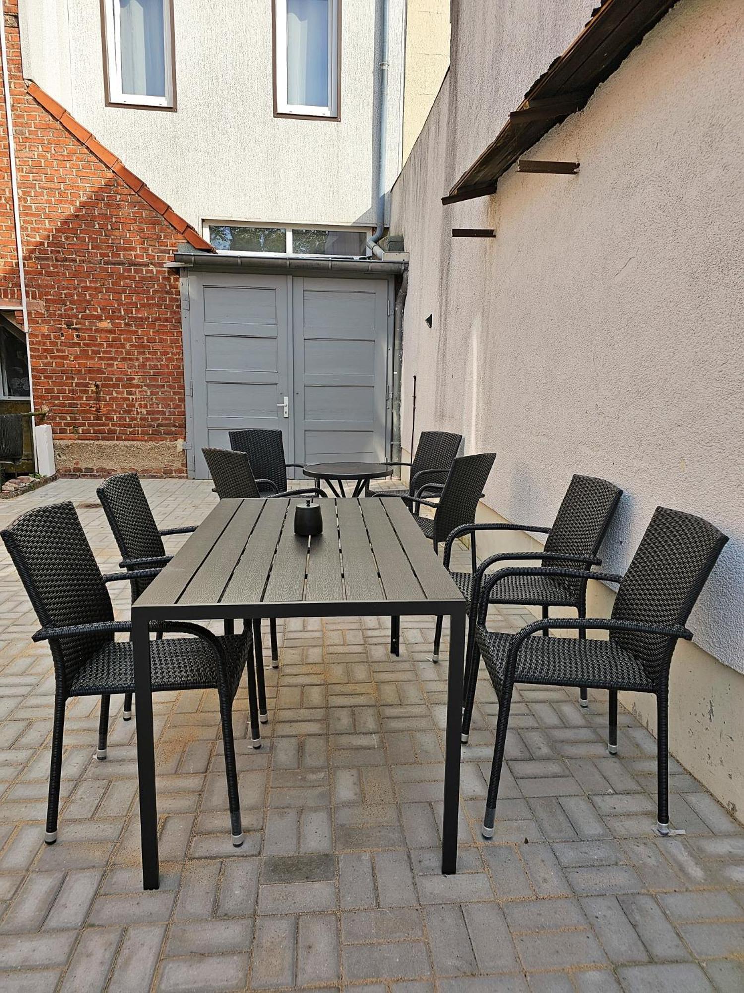 Schoene Ferienwohnung 54 M², Zentrumsnah, Kingbett Erfurt Exterior photo